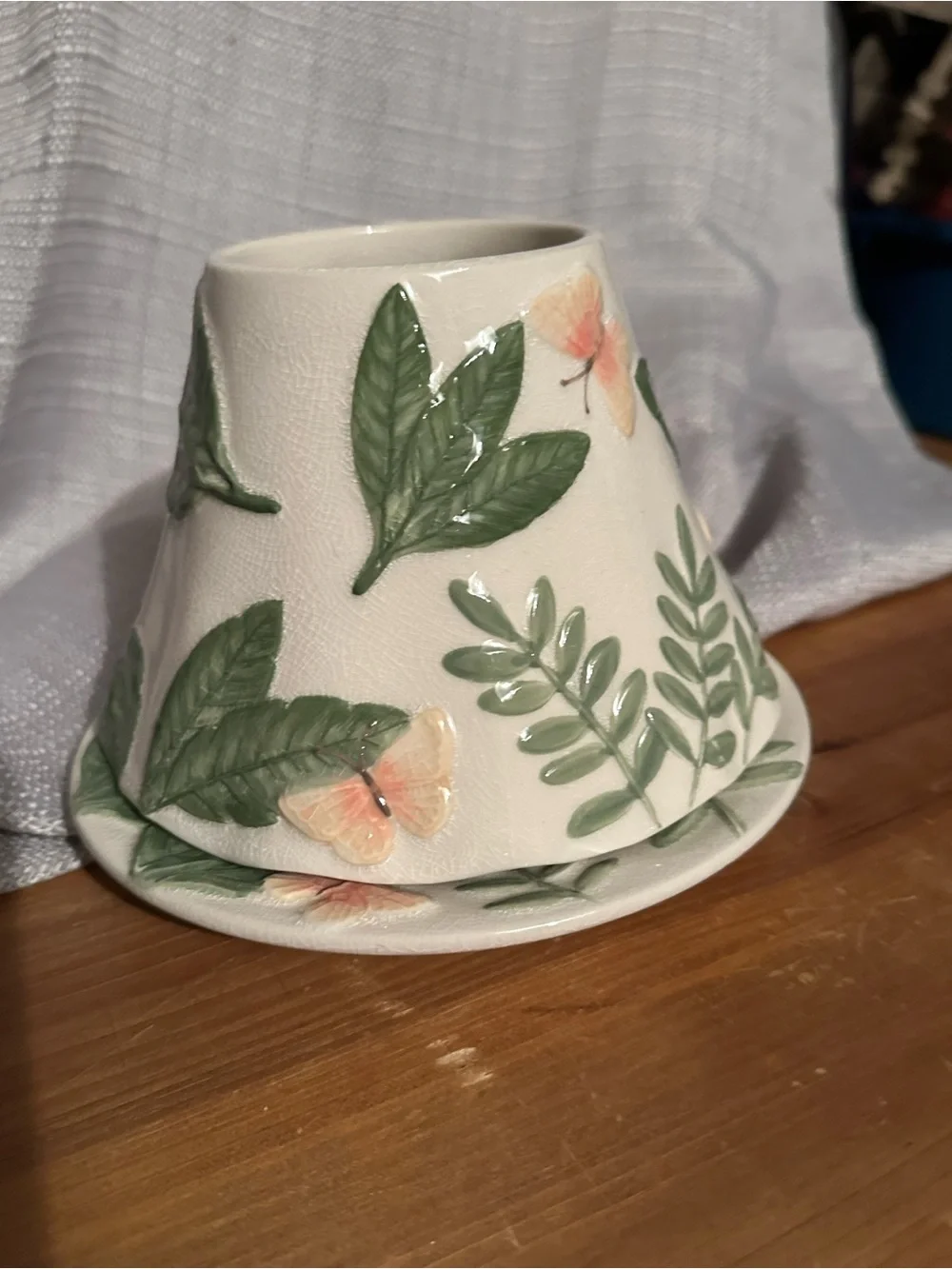 Retired Yankee candle Island Butterfly set for medium and large jar candles